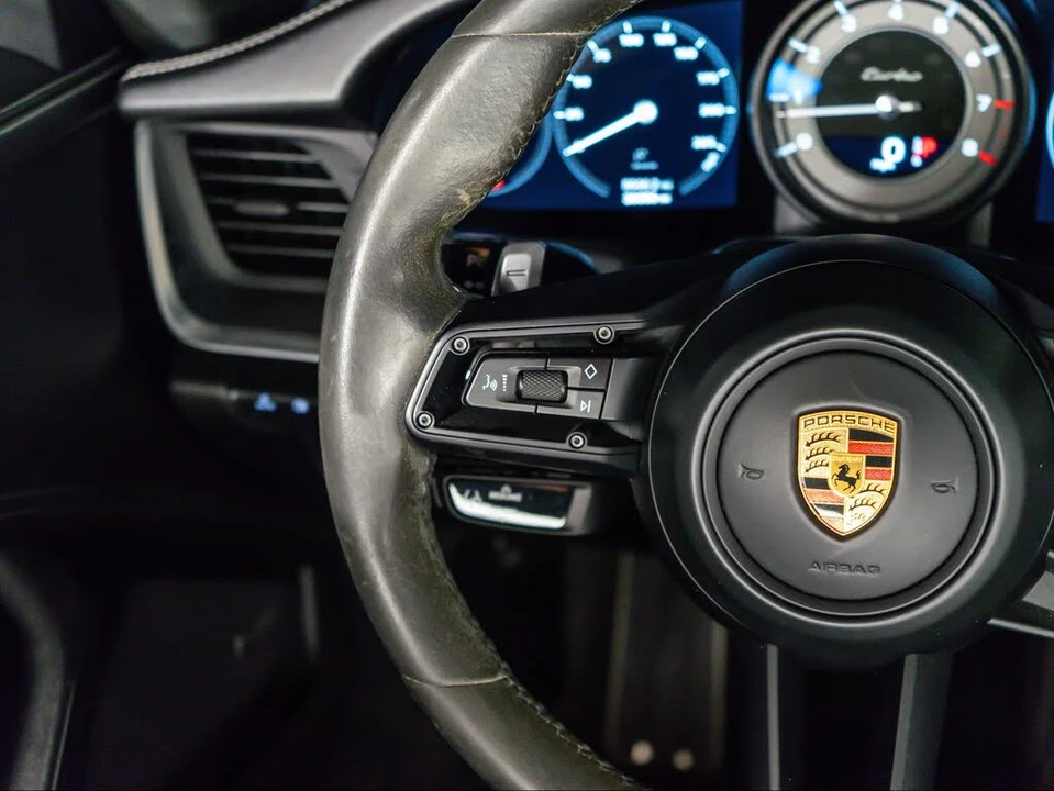 2022 Porsche 992 Turbo - Image 19 of 29