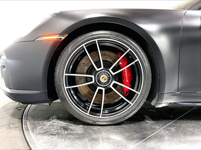 2022 Porsche 992 Turbo - Image 12 of 31