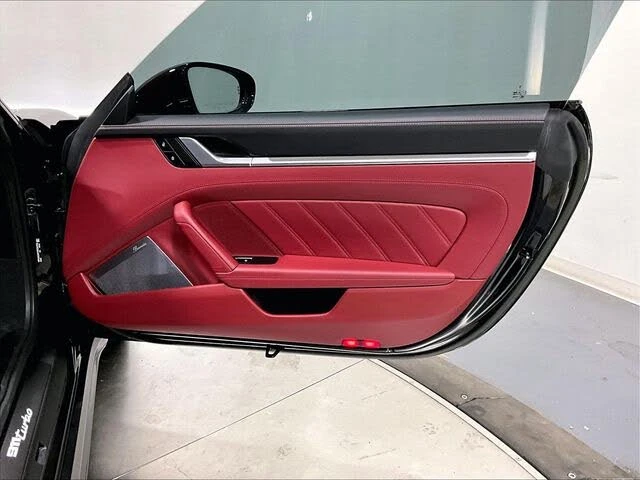 2022 Porsche 992 Turbo - Image 21 of 31