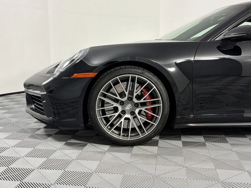 2022 Porsche 992 Turbo - Image 27 of 30