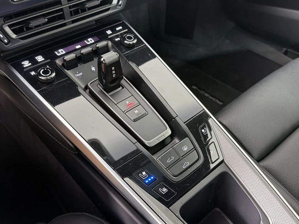 2022 Porsche 992 Turbo - Image 18 of 30