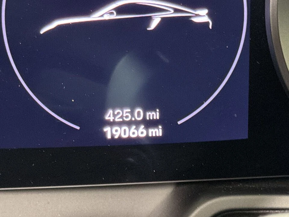 2022 Porsche 992 Turbo - Image 23 of 30
