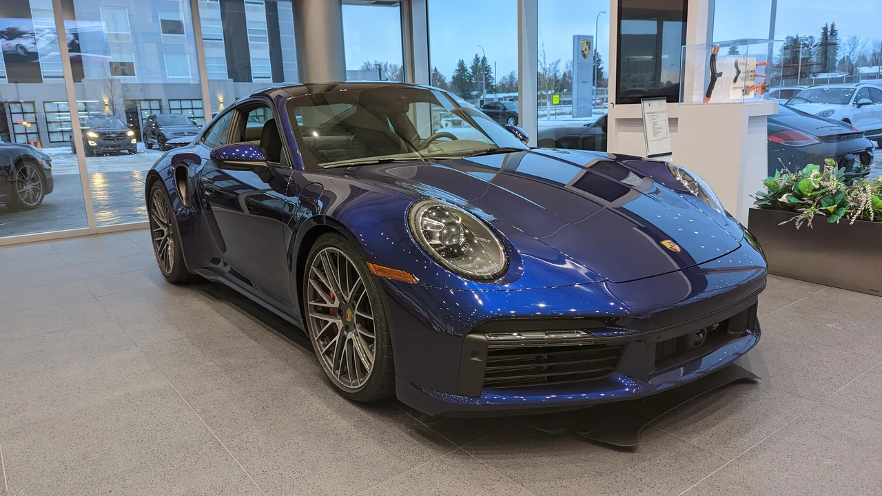 2022 Porsche 992 Turbo - Image 9 of 25
