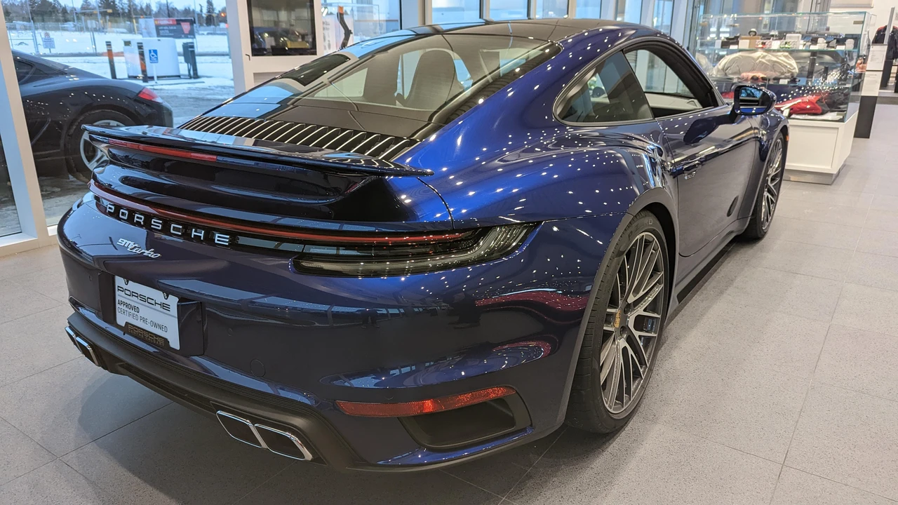 2022 Porsche 992 Turbo - Image 8 of 25