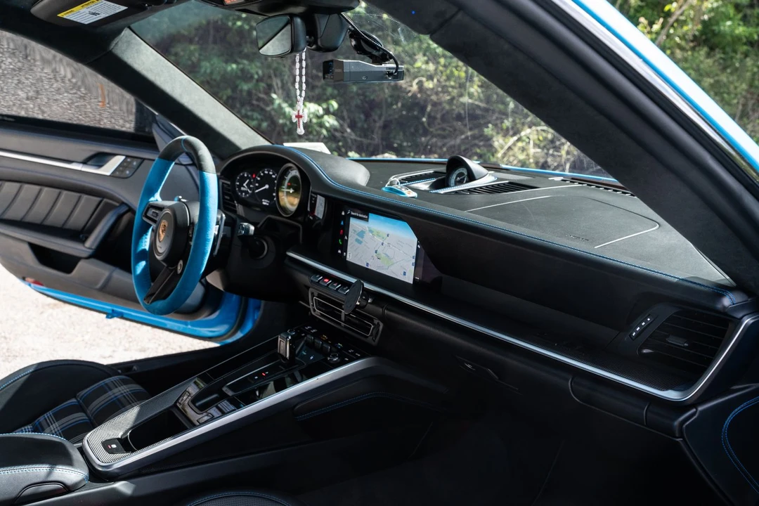 2022 Porsche 992 Turbo - Image 7 of 10