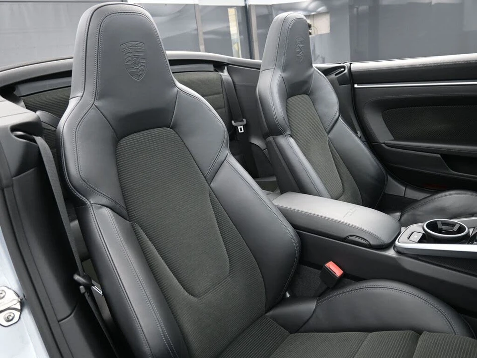 2022 Porsche 992 Turbo S - Image 27 of 31