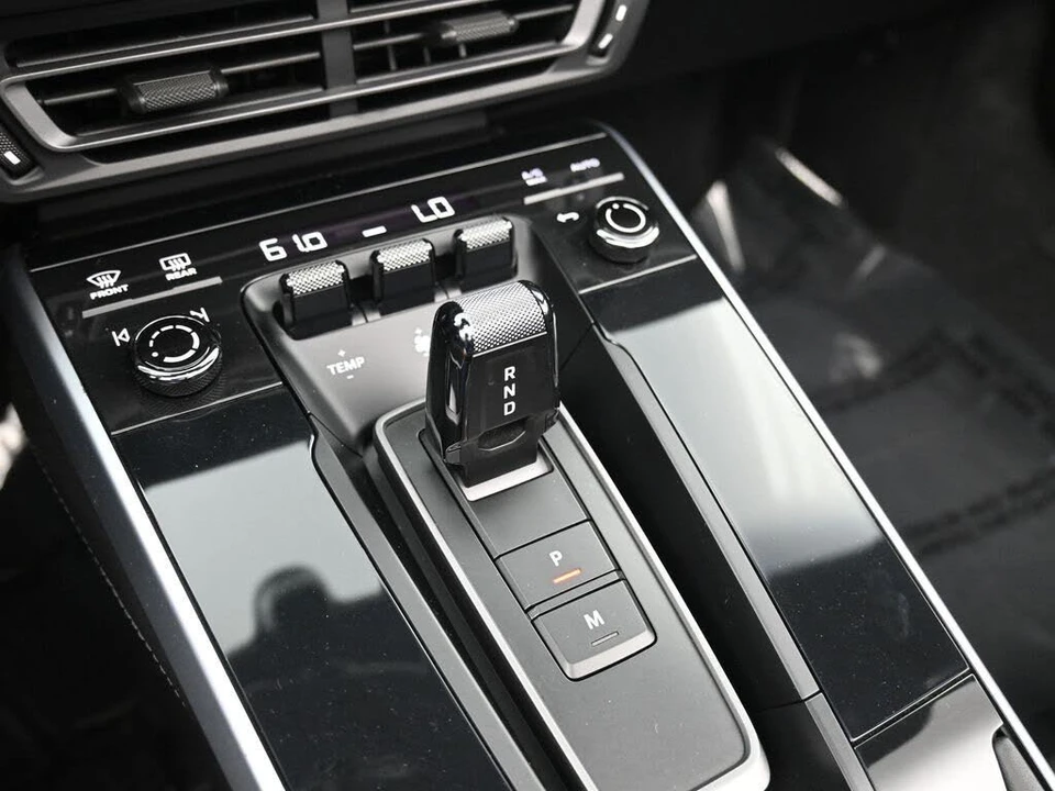 2022 Porsche 992 Turbo S - Image 22 of 31