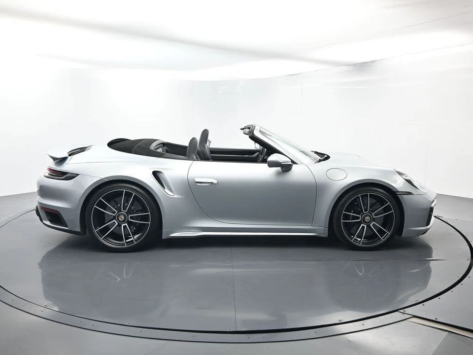 2022 Porsche 992 Turbo S - Image 16 of 31