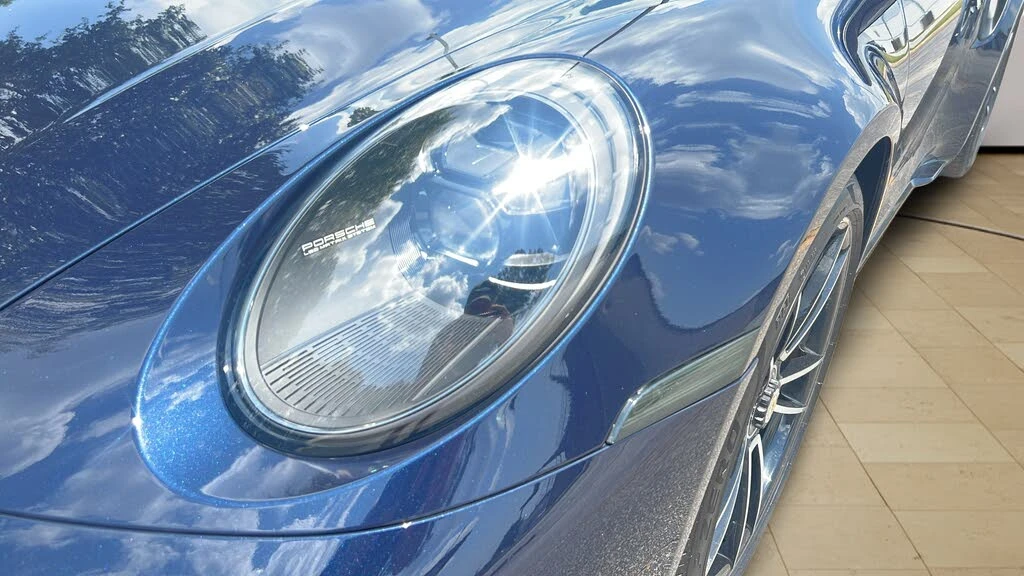 2022 Porsche 992 Turbo S - Image 18 of 31