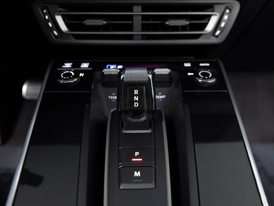 2022 Porsche 992 Turbo S - Image 22 of 31