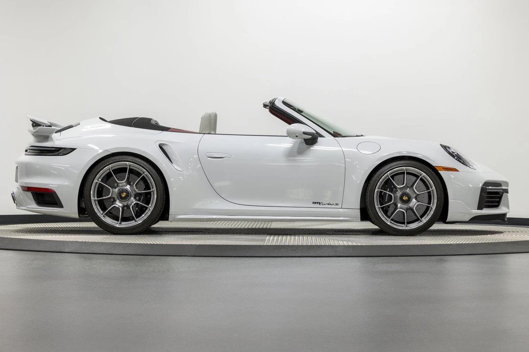 2022 Porsche 992 Turbo S - Image 13 of 31