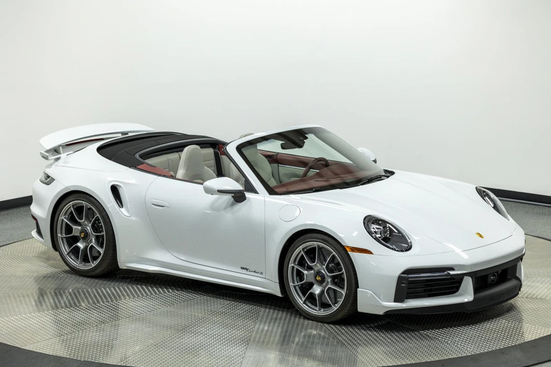 2022 Porsche 992 Turbo S - Image 27 of 31