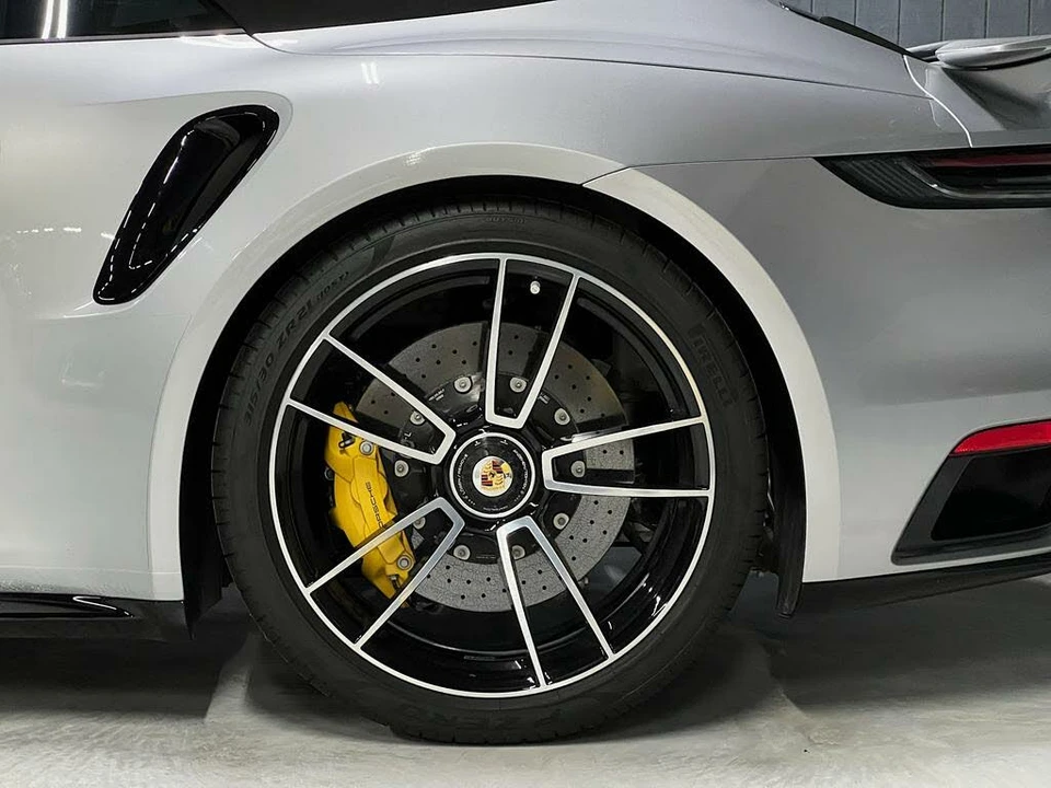 2022 Porsche 992 Turbo S - Image 27 of 31