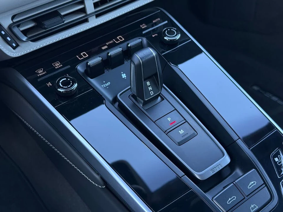 2022 Porsche 992 Turbo S - Image 25 of 31