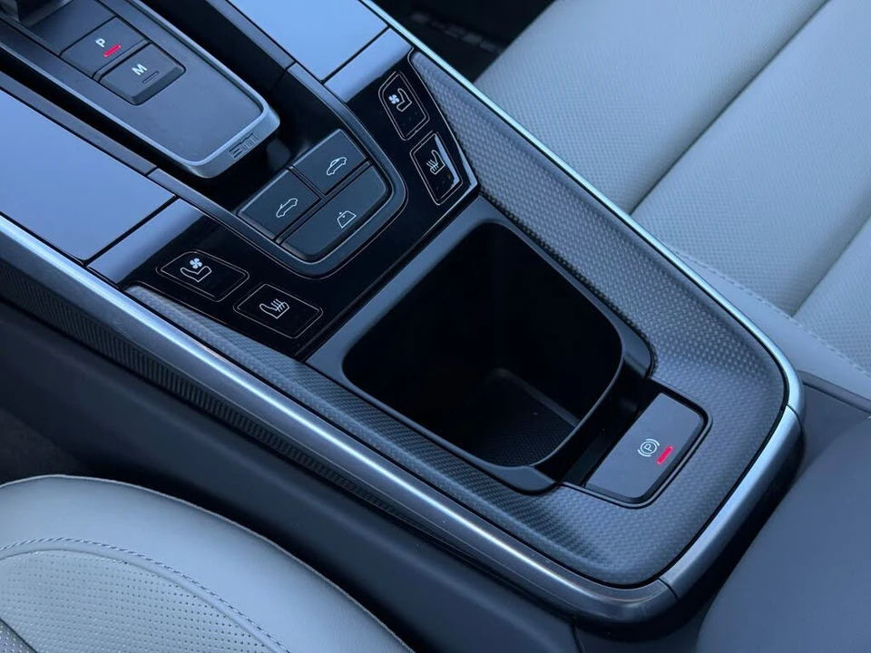 2022 Porsche 992 Turbo S - Image 26 of 31