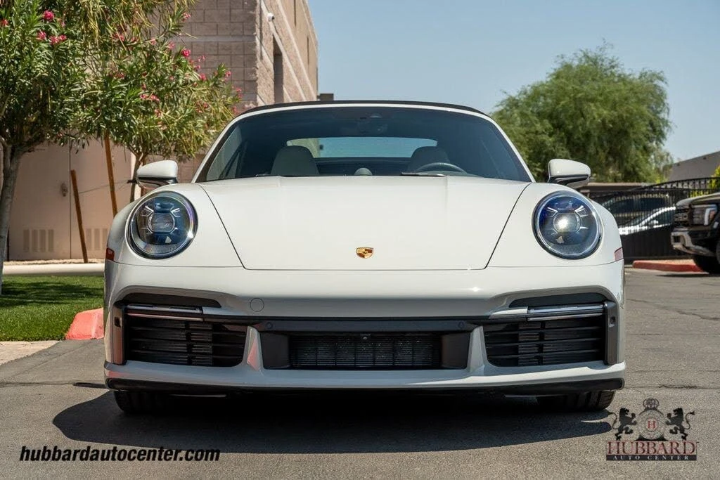 2022 Porsche 992 Carrera - Image 2 of 31