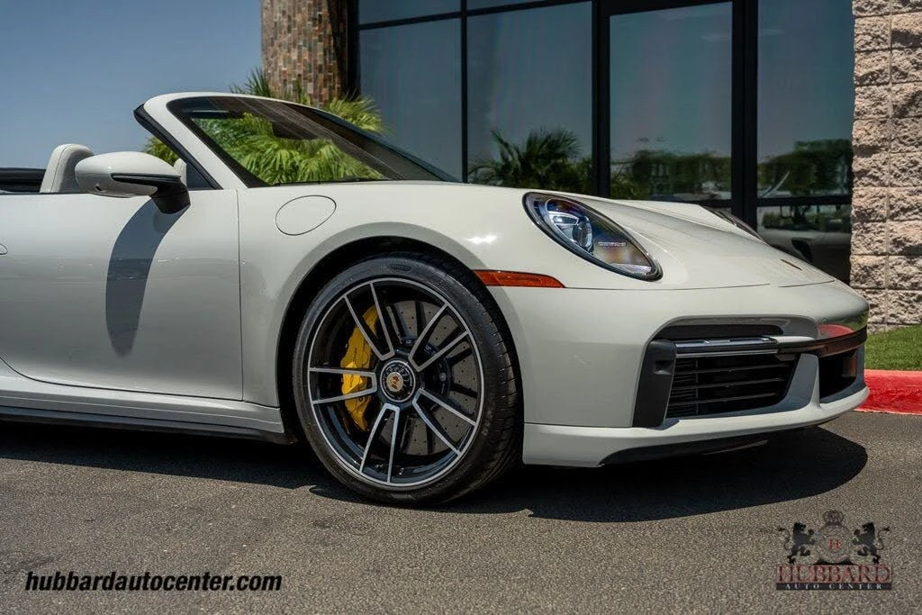2022 Porsche 992 Carrera - Image 17 of 31