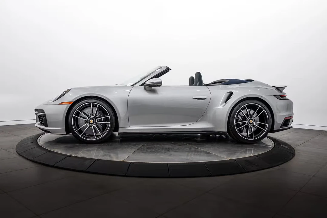 2022 Porsche 911 - Image 12 of 31