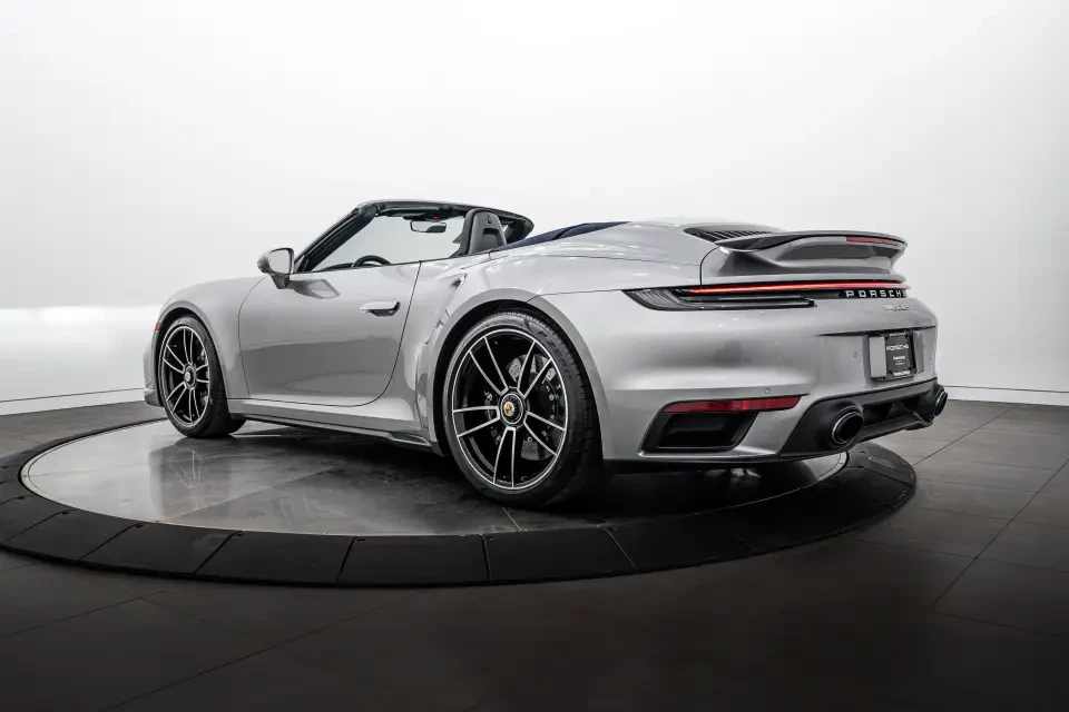 2022 Porsche 911 - Image 23 of 31