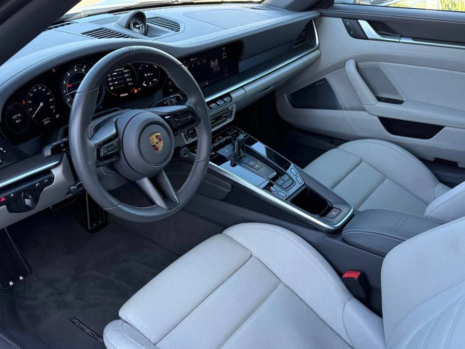 2022 Porsche 992 Turbo S - Image 4 of 5