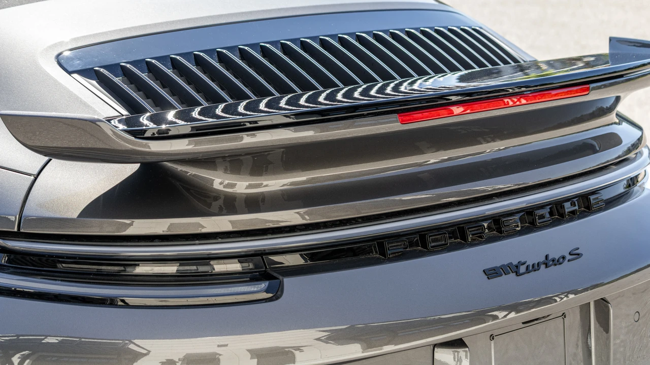 2022 Porsche 992 Turbo S - Image 23 of 31