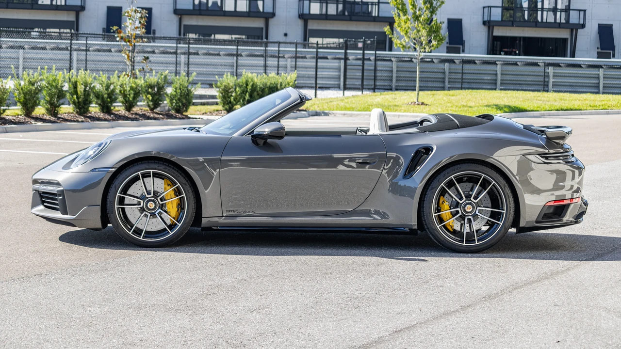2022 Porsche 992 Turbo S - Image 8 of 31