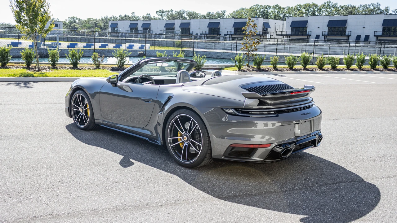 2022 Porsche 992 Turbo S - Image 7 of 31