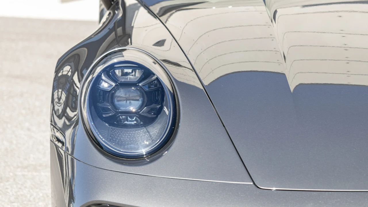 2022 Porsche 992 Turbo S - Image 18 of 31