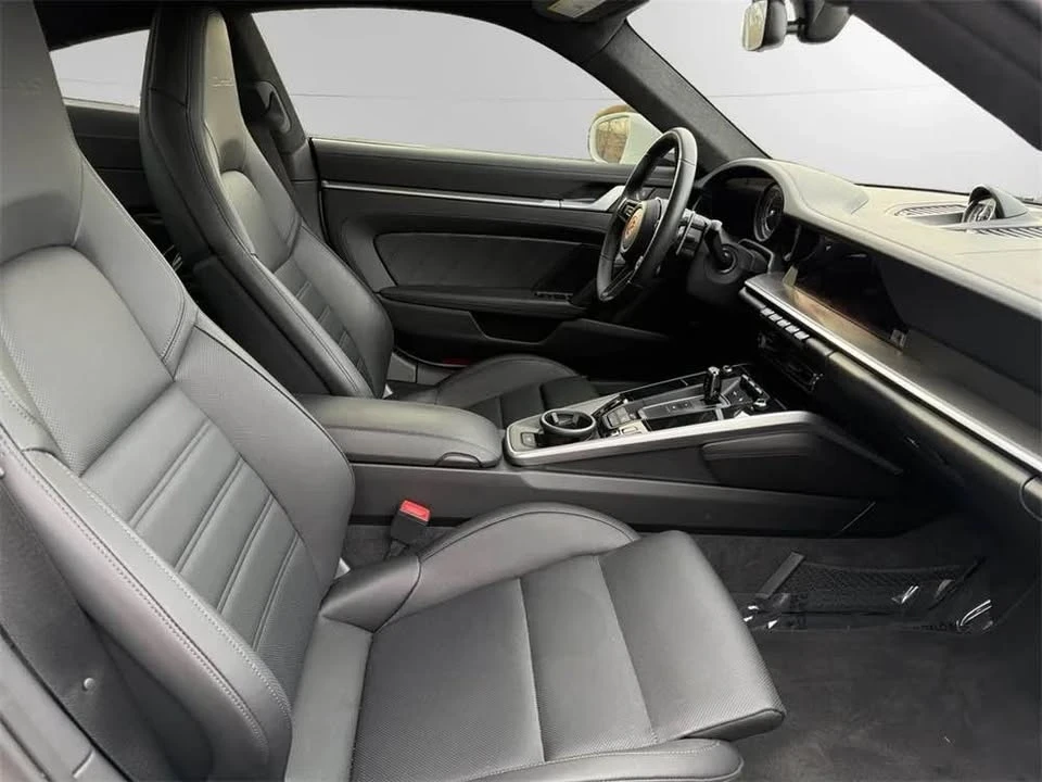 2022 Porsche 992 Turbo S - Image 9 of 10