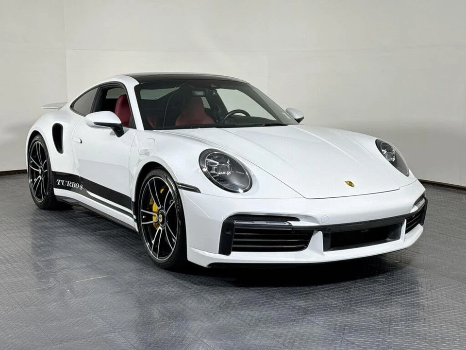 2022 Porsche 992 Turbo S - Image 9 of 31