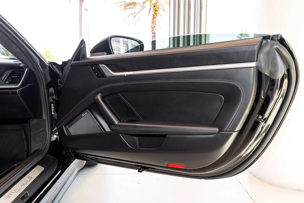 2022 Porsche 992 Turbo S - Image 14 of 31