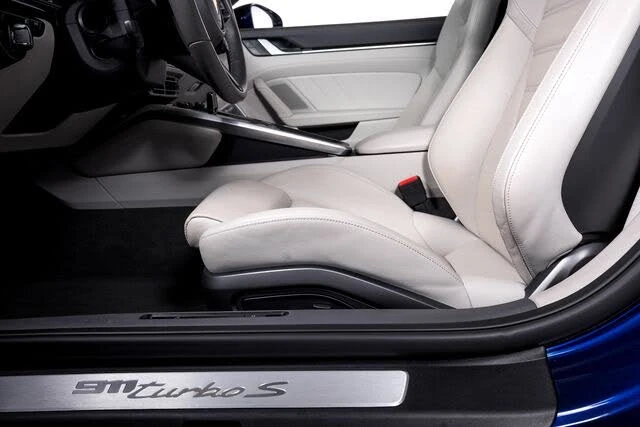 2022 Porsche 992 Turbo S - Image 22 of 31
