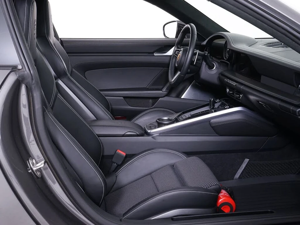 2022 Porsche 992 Turbo S - Image 28 of 31