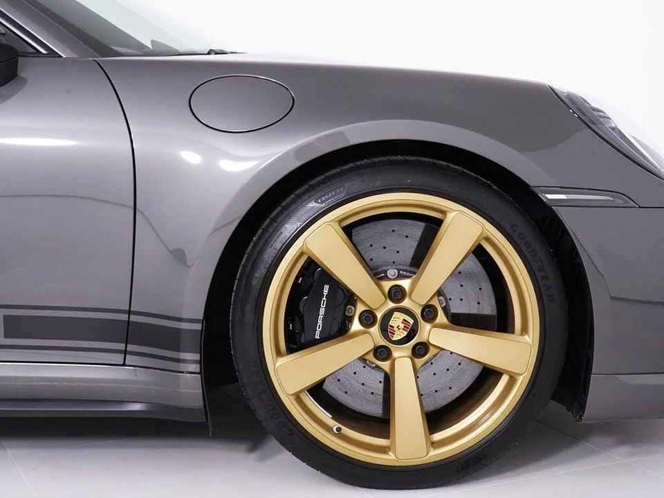 2022 Porsche 992 Turbo S - Image 16 of 31