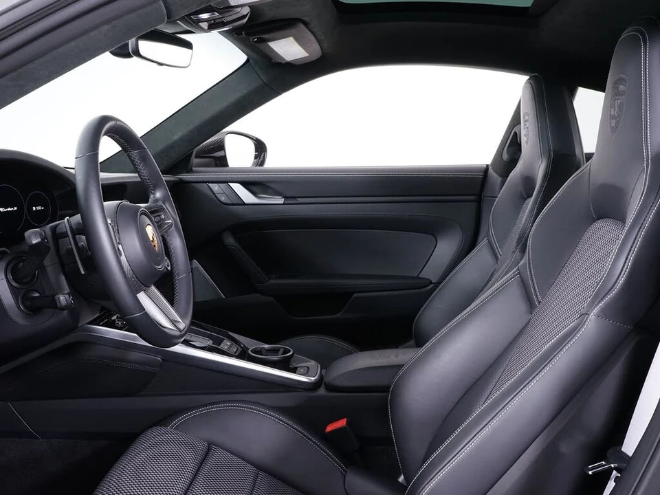2022 Porsche 992 Turbo S - Image 5 of 31