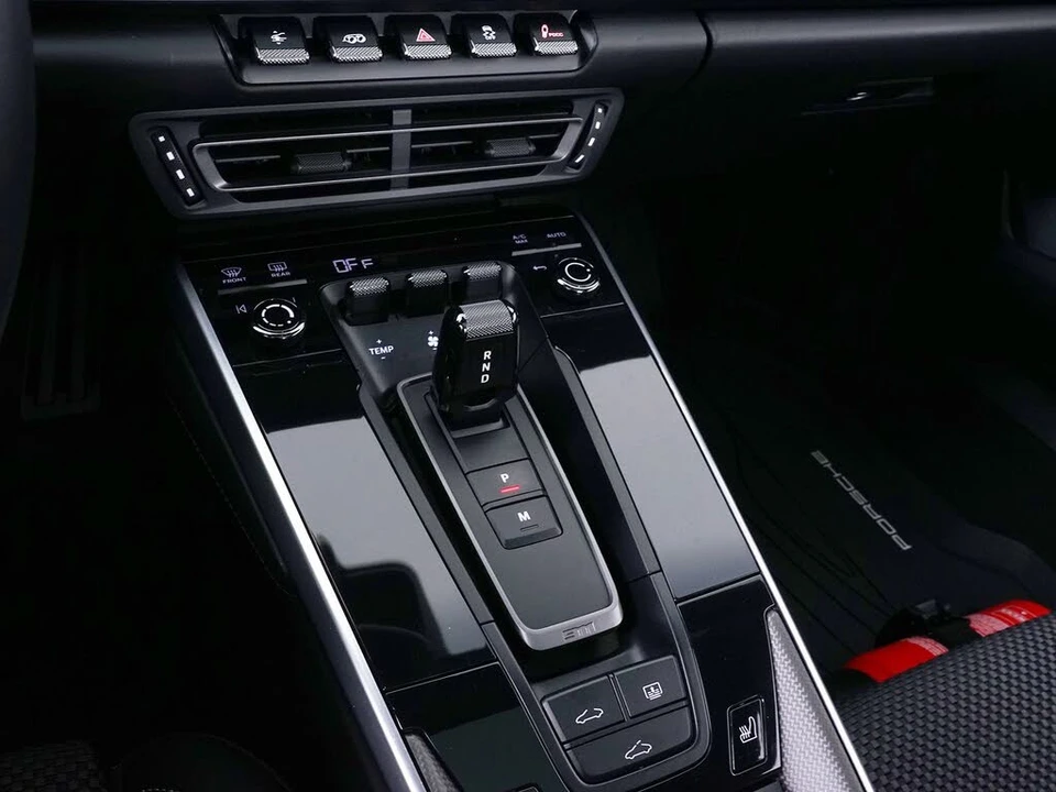 2022 Porsche 992 Turbo S - Image 25 of 31
