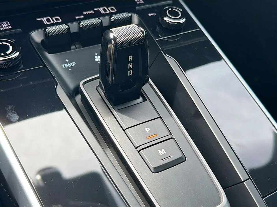 2022 Porsche 992 Turbo S - Image 18 of 31