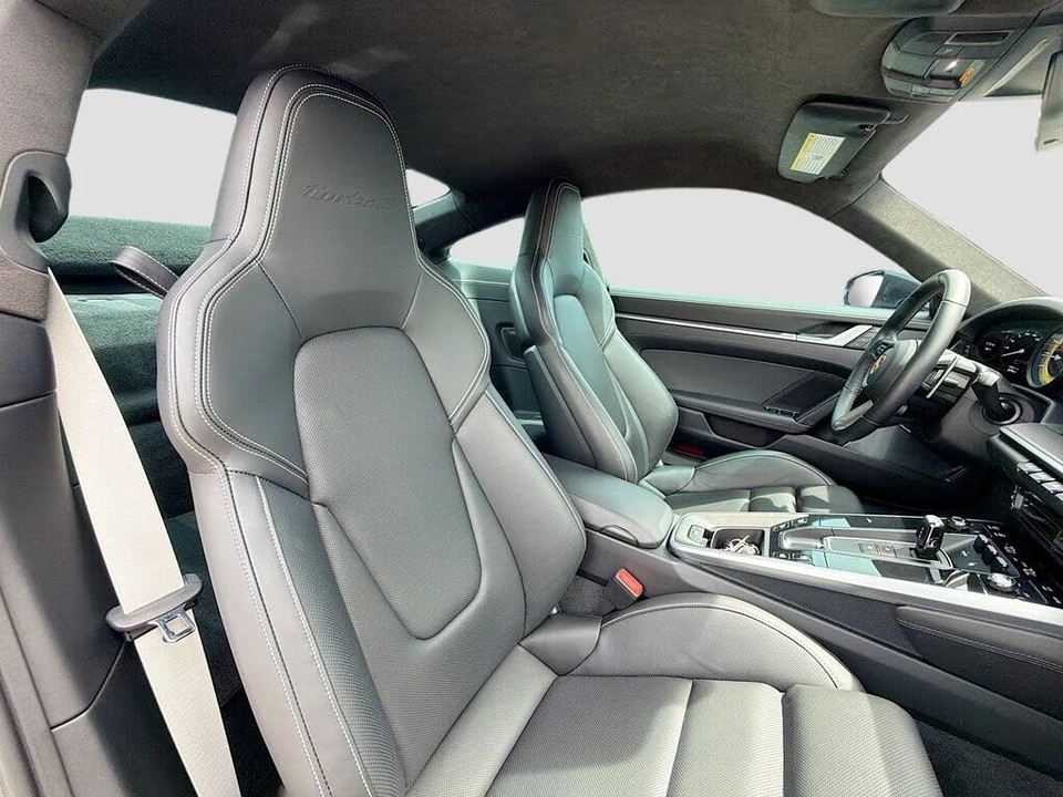 2022 Porsche 992 Turbo S - Image 27 of 31