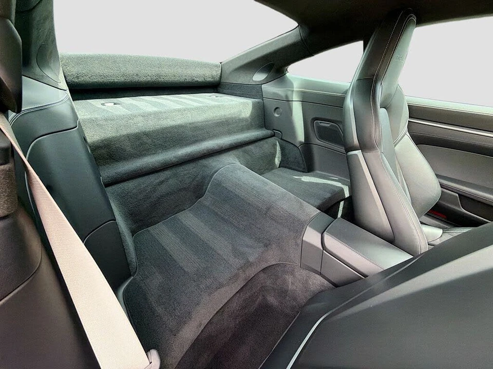 2022 Porsche 992 Turbo S - Image 26 of 31