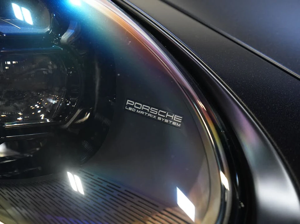 2022 Porsche 992 Turbo S - Image 13 of 31