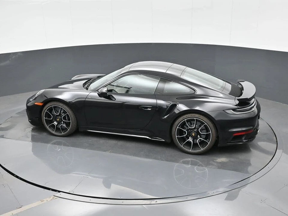 2022 Porsche 992 Turbo S - Image 27 of 31