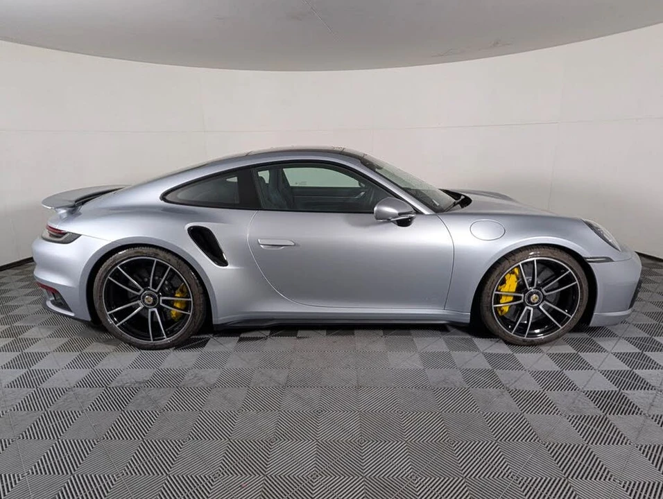 2022 Porsche 992 Turbo S - Image 9 of 31