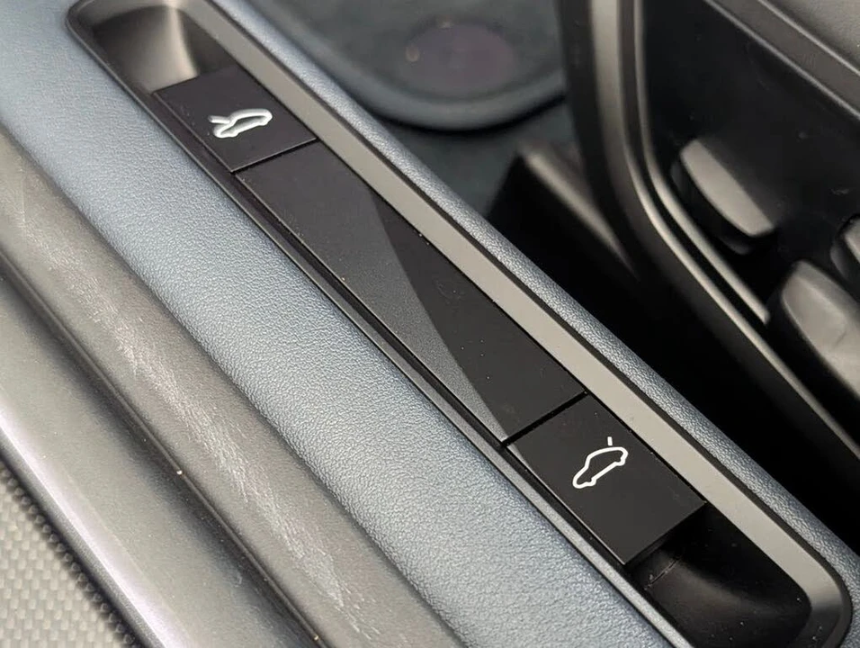 2022 Porsche 992 Turbo S - Image 28 of 31