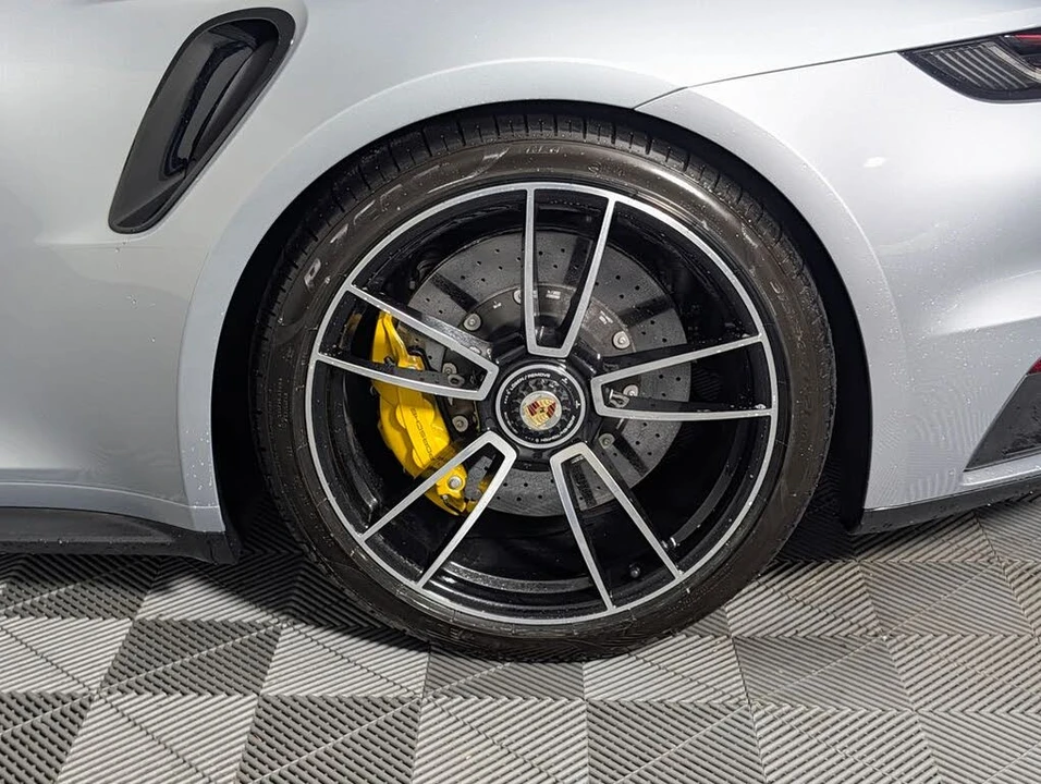 2022 Porsche 992 Turbo S - Image 13 of 31