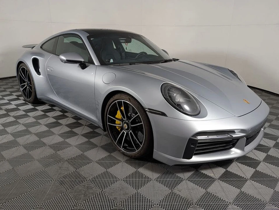 2022 Porsche 992 Turbo S - Image 10 of 31