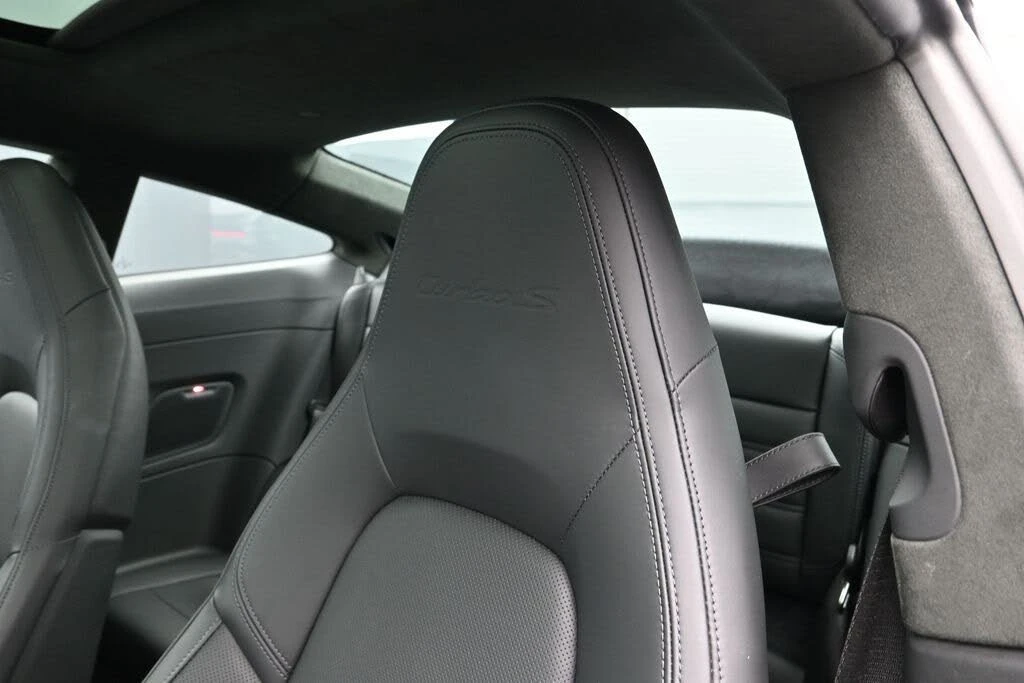 2022 Porsche 992 Turbo S - Image 16 of 31