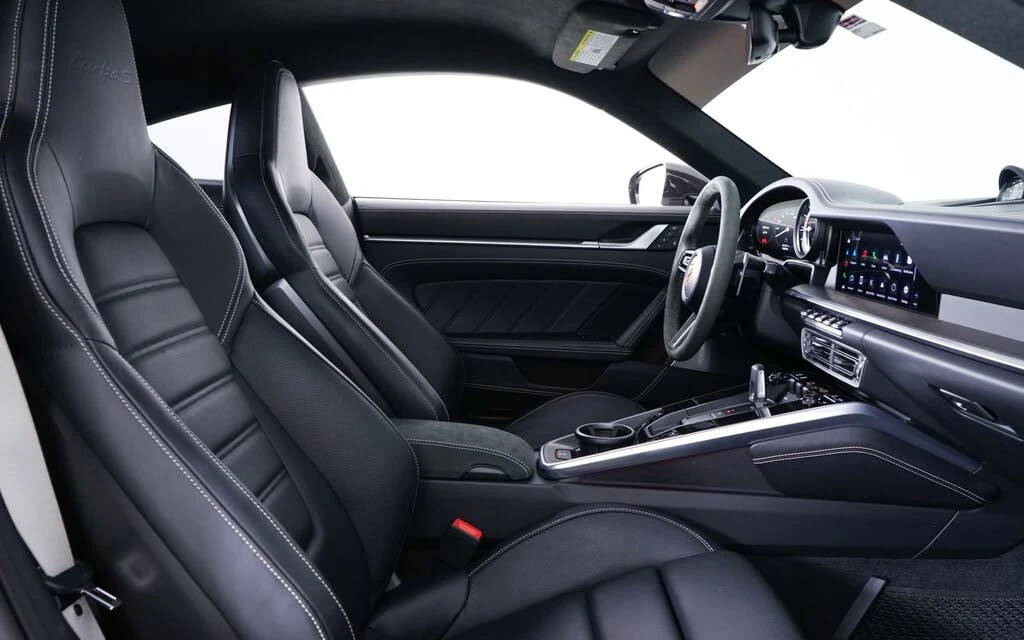 2022 Porsche 992 Turbo S - Image 28 of 29