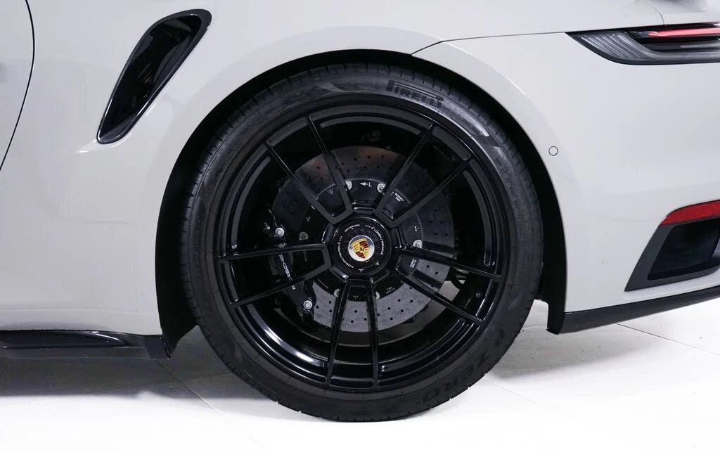 2022 Porsche 992 Turbo S - Image 12 of 29