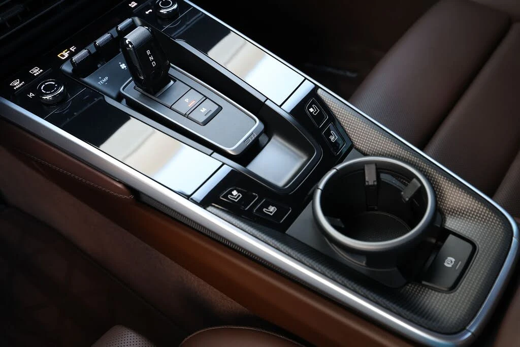 2022 Porsche 992 Turbo S - Image 25 of 31
