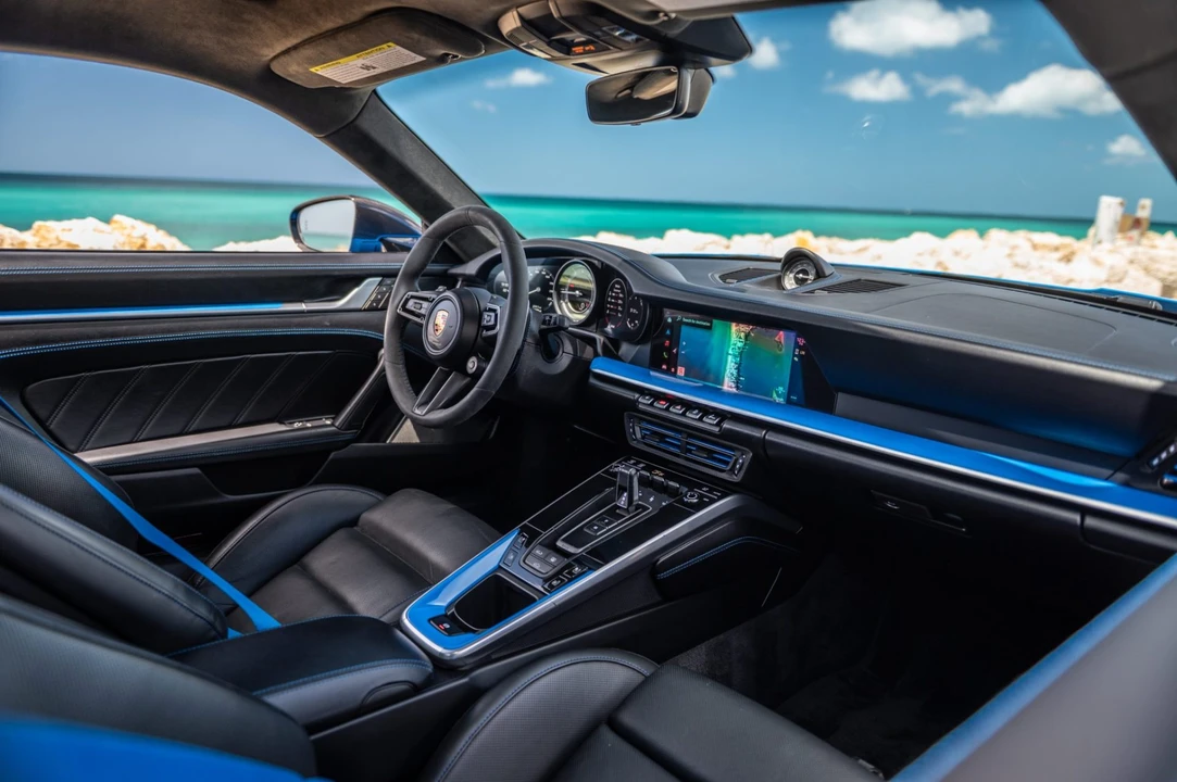 2022 Porsche 992 Turbo S - Image 5 of 8